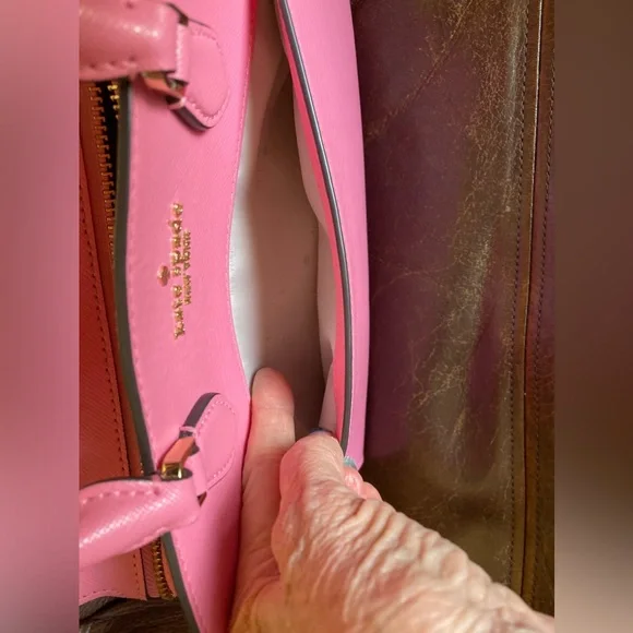 Kate Spade Pink Women's Bag NWOT.IncludesShoulderstrap. Barbie pink - Picture 7 of 13